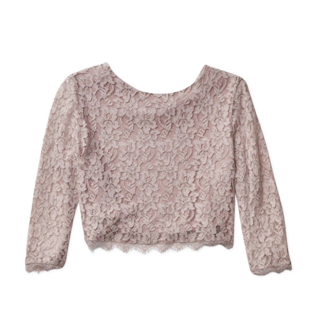 🆕 NWT Babaton Breccan Blouse from Aritzia